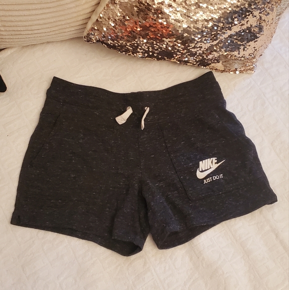 Nike cotton drawstring dark gray Shorts size small Fits like xsmall or for kids - Picture 6 of 6